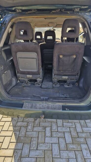 обмен дом на авто: Mazda MPV: 2003 г., 2.3 л, Механика, Газ, Минивэн — 12