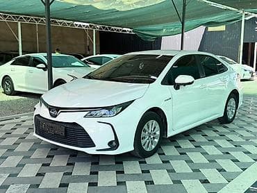 toyota prius plus: Toyota Corolla: 2019 г., 1.8 л, Гибрид, Седан — 1