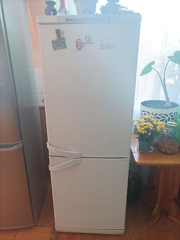 Техника жана электроника: Холодильник Indesit SB 167 (модель SB161027) - Двухкамерный, нижняя — 2
