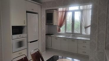 Кыймылсыз мүлк: 3 бөлмө, 79 м², 106-серия, 2 кабат, Евроремонт — 3
