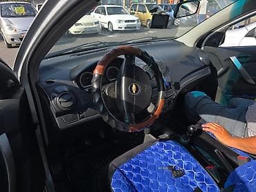 gac aion v plus: Chevrolet Aveo: 2010 г., 1.4 л, Механика, Бензин, Седан — 4