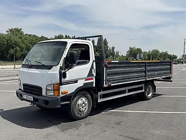 лодочный матор: Легкий грузовик, Hyundai, Стандарт, 3 т, Б/у — 2