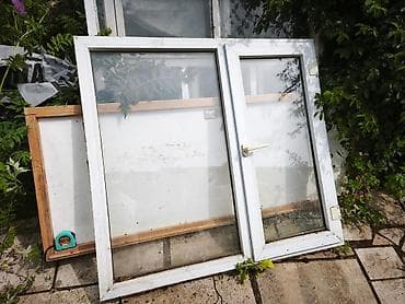 Продаю одно пластиковое окно (125*115) и 6 деревянных. со стеклами