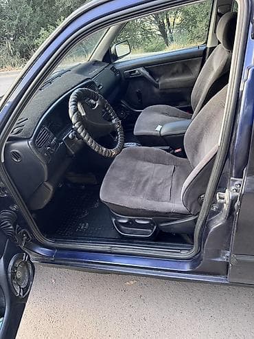 крыло вента: Volkswagen Vento: 1992 г., 1.8 л, Автомат, Бензин, Седан — 6