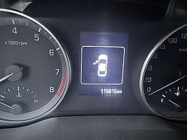 Hyundai Avante: 2017 г., 1.6 л, Автомат, Бензин, Седан — 4