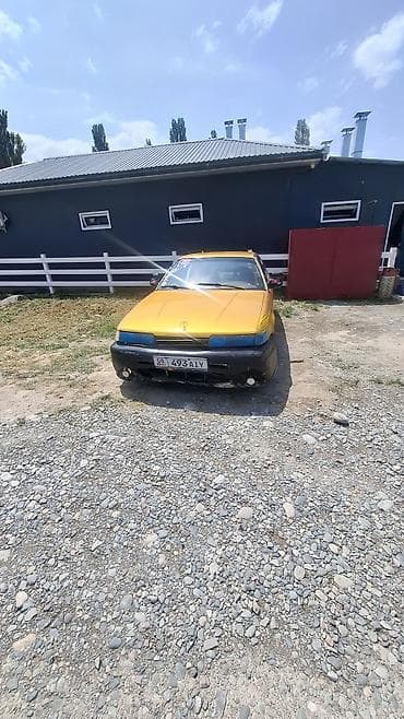mini coper: Mazda 626: 1988 г., 0.2 л, Механика, Бензин, Хэтчбэк — 8