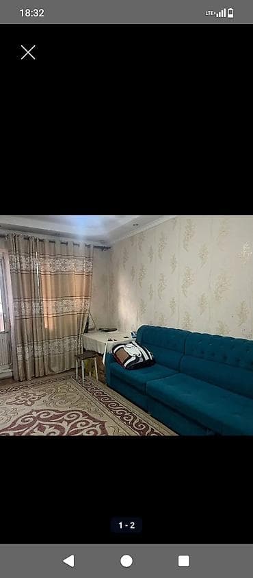 Сдается комната с подселением. В комнате: - большая угловая мягкая — 2