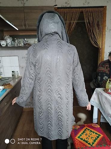 second hand: Продаю: 1. Плащ-пальто кожаное, с песцовым воротником, состояние — 7