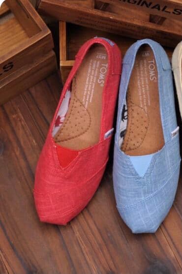 toms: Продаю новые Toms, отличного качества . Остались только голубые — 1
