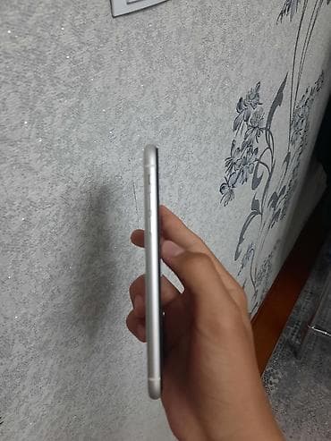 aphone 11: IPhone 11, Б/у, 128 ГБ, Белый — 4