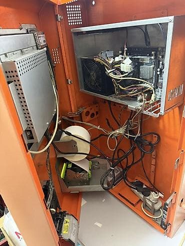 Готовый бизнес: Платёжный терминал/информационный киоск в металлическом корпусе — 2