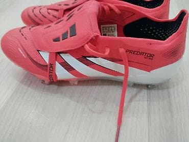 кросовки футбольные: Футбольные бутсы adidas Predator размер 41 новые, причина выставки — 2