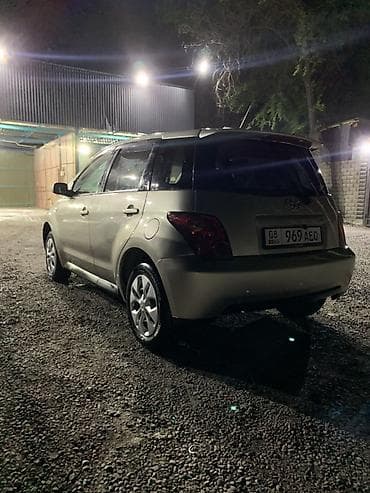 противен: Toyota Ist: 2002 г., 1.5 л, Автомат, Бензин, Хэтчбэк — 2