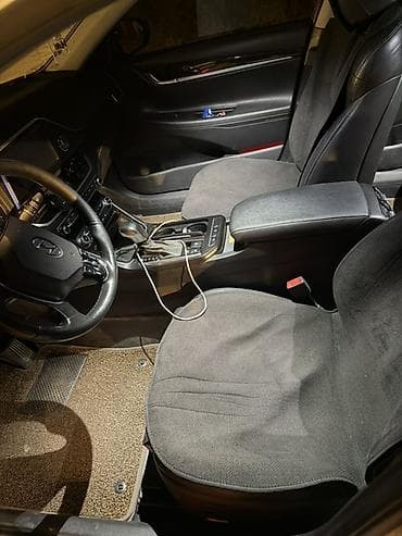 самсунг sm6: Hyundai Grandeur: 2018 г., Седан — 5