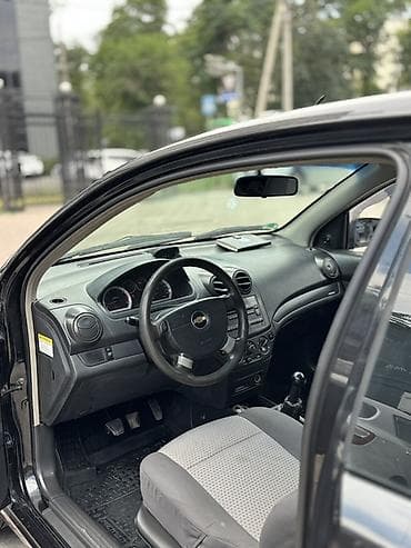 Продажа авто: Chevrolet Aveo: 2009 г., 1.2 л, Механика, Бензин, Хэтчбэк — 7