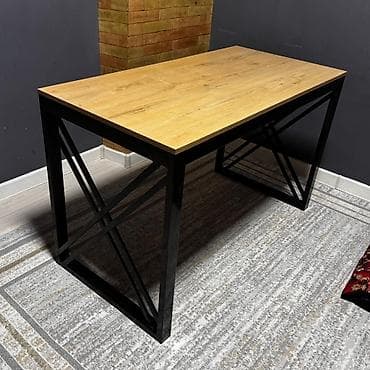 study table: Офисный стол, Б/у, Нерегулируемый, цвет - Желтый, Прямоугольный, ЛДСП, Самовывоз, Платная доставка — 1