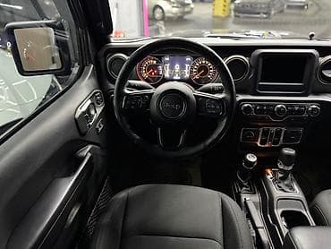 device kg: Jeep Gladiator: 2020 г., 3.6 л, Автомат, Бензин, Пикап — 10
