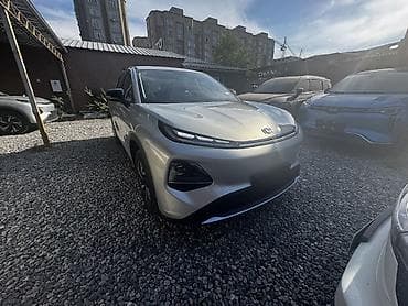 wuling mini ev: JMEV : 2026 г., Электромобиль, Кроссовер — 5
