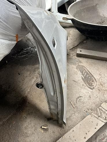 Автозапчасти: Крыло Переднее правое Volkswagen, Б/у — 6