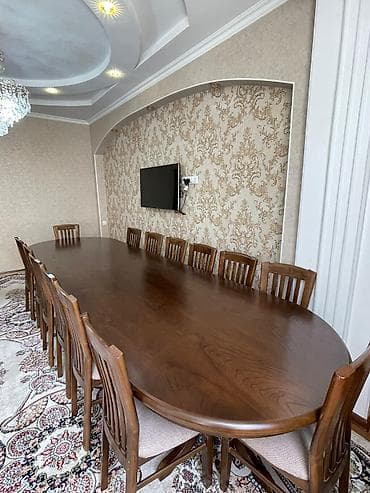 мебель классика: Продаётся обеденный комплект из натурального массива, стол длина 4 м — 2