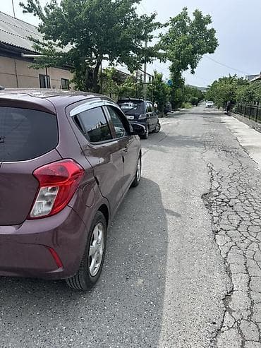габарит: Chevrolet Spark: 2019 г., 1 л, Автомат, Бензин, Хэтчбэк — 3