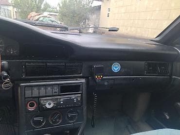 туманик на одиссей: Audi 100: 1988 г., 1.8 л, Ручные, Бензин, Седан — 6