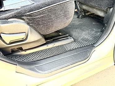 на вариант: Honda Odyssey: 2003 г., 2.3 л, Автомат, Газ, Минивэн — 8