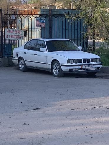 машина bwm: BMW 5 series: 1992 г., 2.5 л, Кол менен иштөөчү, Бензин, Седан — 6