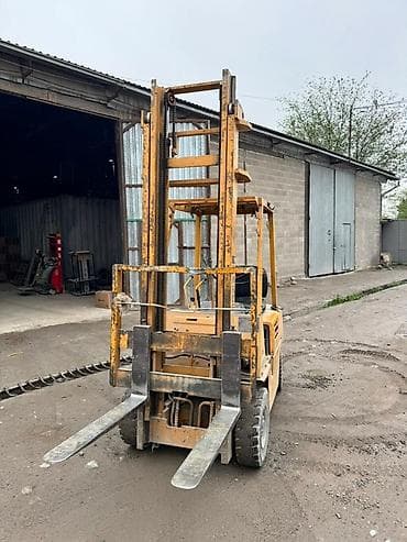 sprinter 4 4: Погрузчик, Komatsu, Колесный, Вилочный — 4