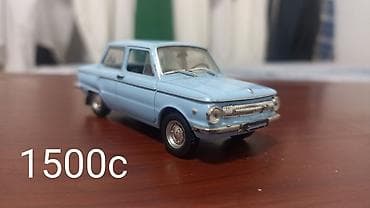 Коллекционные модели автомобилей и автобуса (масштабные миниатюры) В