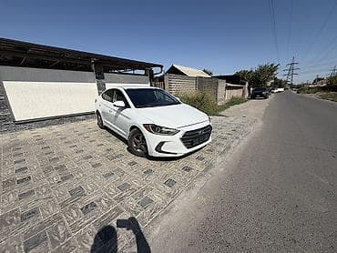 видно: Hyundai Elantra: 2018 г., 1.4 л, Автомат, Бензин, Седан — 2