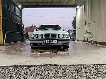 мото хонда: BMW 5 series: 1992 г., 2 л, Механика, Бензин, Седан — 1