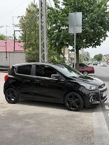 Продажа авто: Chevrolet Spark: 2018 г., Автомат, Бензин, Хэтчбэк — 1