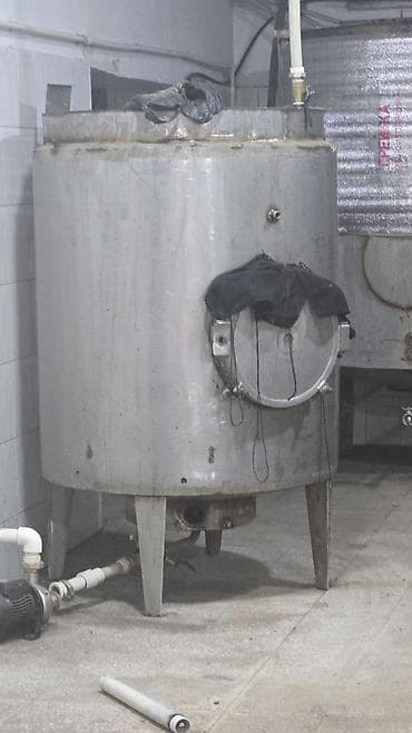 консольный кран: Емкости из нержавеющей стали для пищевого производства. Описание: - — 6