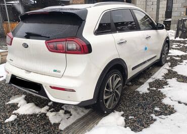 Kia: Kia Niro: 2018 г., 1.6 л, Типтроник, Бензин — 2
