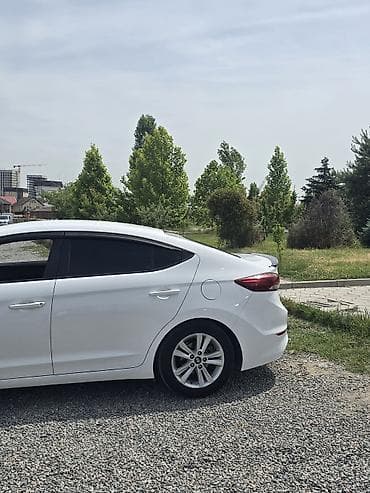 слив мереке авто: Hyundai Avante: 2016 г., 1.6 л, Автомат, Бензин, Седан — 2
