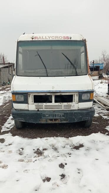 kia bongo: Легкий грузовик, Mercedes-Benz, Б/у — 2