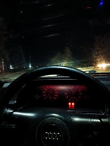 e36 е36: Audi 100: 1990 г., 2.3 л, Механика, Бензин, Седан — 4