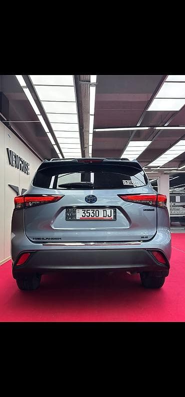 corolla 2022: Toyota Highlander: 2022 г., 2.5 л, Автомат, Гибрид, Кроссовер — 7