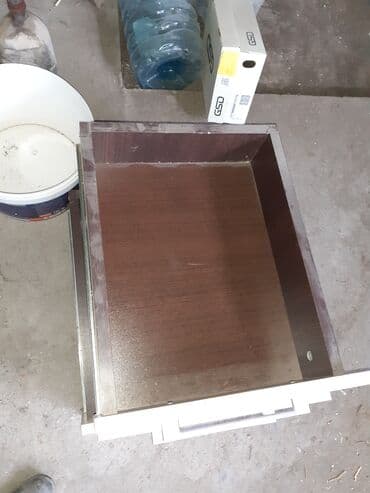 полки для магазина бу: Полочки от шкафа.с фурнитурой — 3