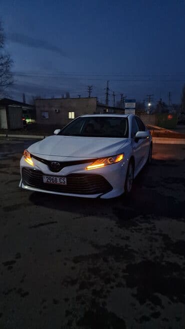 masda demio: Toyota Camry: 2019 г., 2.5 л, Гибрид, Седан — 2
