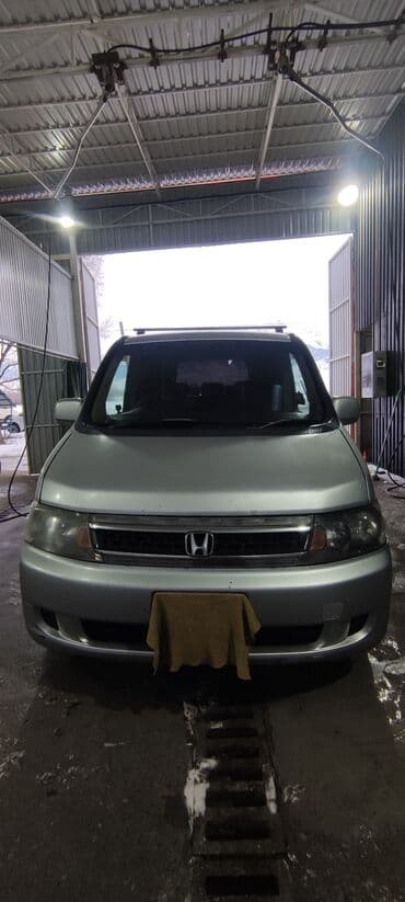 Honda Stepwgn: 2004 г., 2 л, Автомат, Бензин, Минивэн