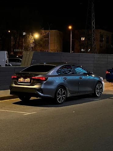 Продажа авто: Kia K3: 2020 г., 1.6 л, Вариатор, Бензин, Седан — 2
