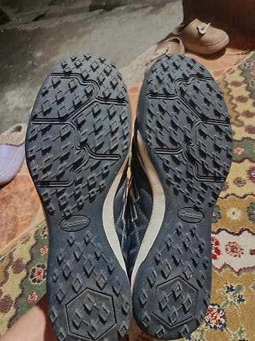 вайеный формы: Футбольные бутсы (сороконожки) Radem - Тип: сороконожки/турф для игры — 4