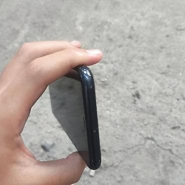 jet: IPhone Xr, Б/у, 128 ГБ, Jet Black, Чехол, 87 % — 2