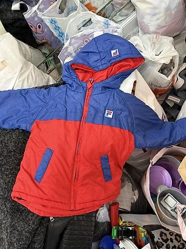 Заберите детскую(мал.дев)одежду, обувь игрушки. Женскую и мужскую