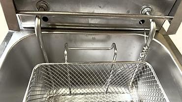 Таңгактоочу жана фасовкалоочу аппараттар: Электрическая фритюрница б/у (настольная, из нержавеющей стали — 6