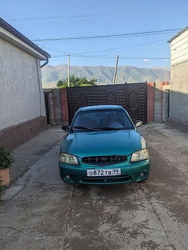 Унаа сатуу: Hyundai Accent: 2001 г., 1.5 л, Кол менен иштөөчү, Бензин, Седан — 6