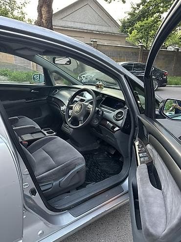 сиденья хонда одиссей: Honda Odyssey: 2004 г., Универсал — 5