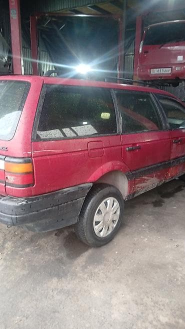 lada priora: Volkswagen Passat Variant: 1991 г., 1.8 л, Ручные, Бензин, Универсал — 2